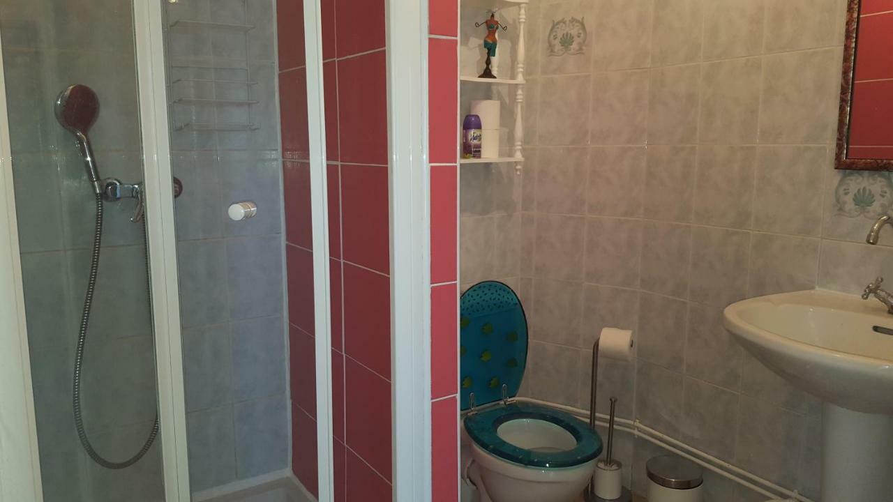 Vacation Home on Rue du Marais 5 Petiville  Extérieur photo