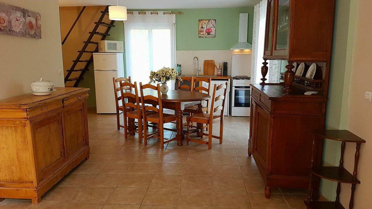 Vacation Home on Rue du Marais 5 Petiville  Extérieur photo