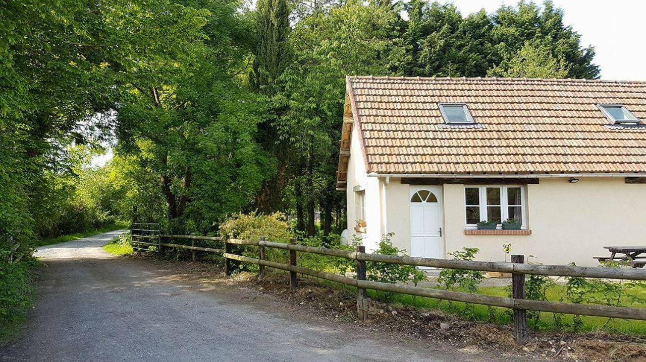 Vacation Home on Rue du Marais 5 Petiville  Extérieur photo